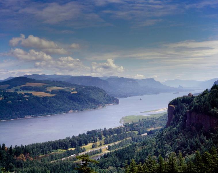 hist-3985-photo-Columbia River Overview